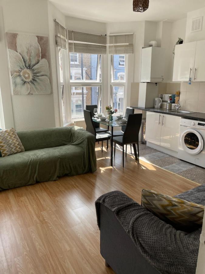 Large, Bright And Spacious 3 Bed Flat In Londres Extérieur photo